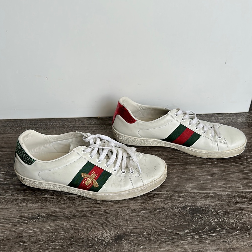 gucci Men's Ace embroidered sneaker